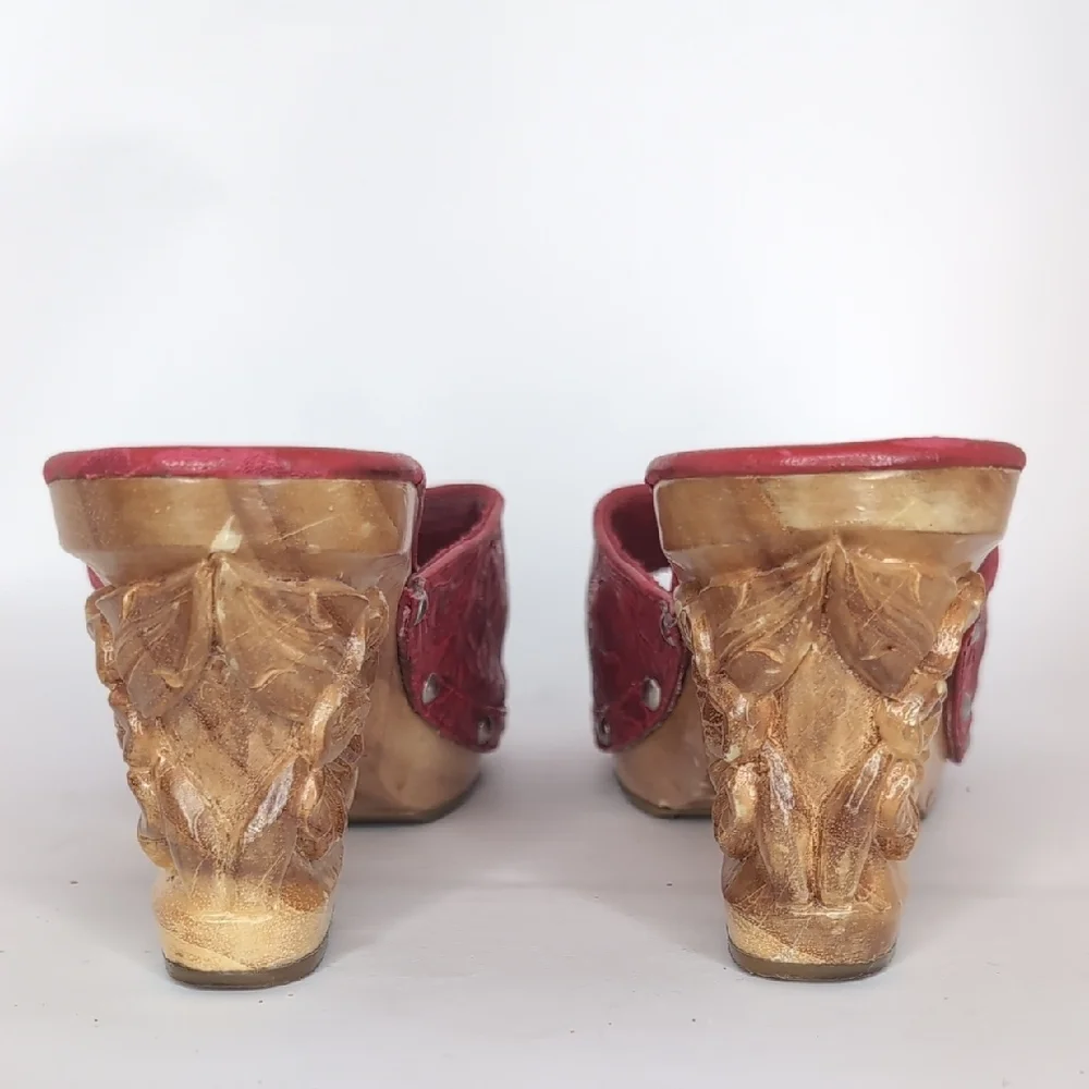 Lucky Brand Red Floral Tooled Leather Slip-On Clogs with Carved Wood Heel - Picture 7 of 11